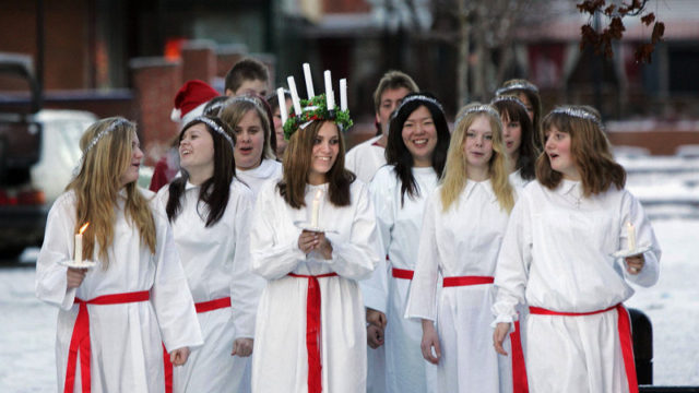 Jak se slaví vánoční svátek svaté Lucie ve Švédsku?
