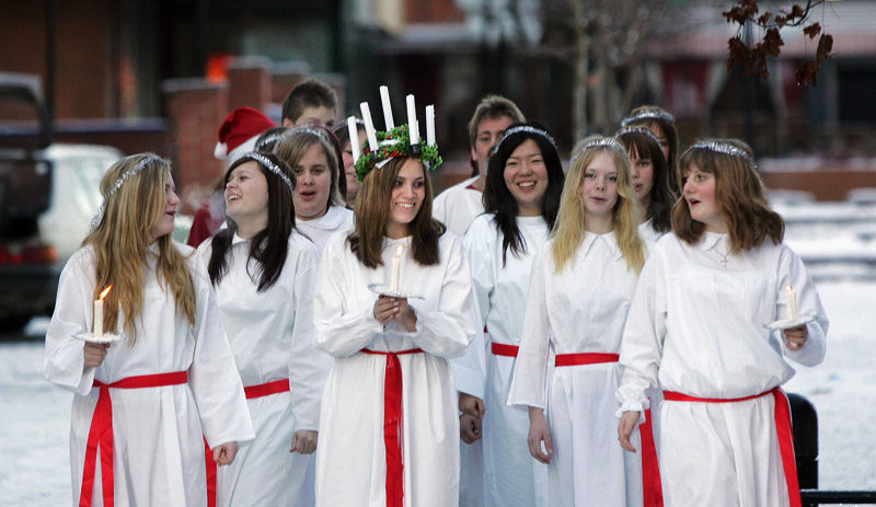 Jak se slaví vánoční svátek svaté Lucie ve Švédsku?